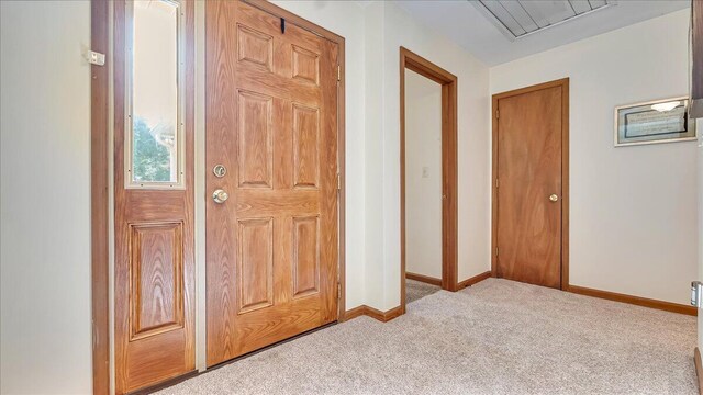 205 Flatbrook Way, Milford, PA 18337 - carpeted foyer with baseboards