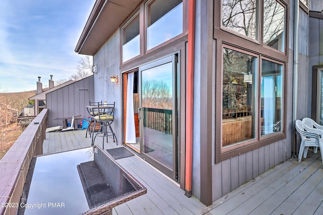 296 Overlook Way, Tannersville, PA 18372 - view of deck