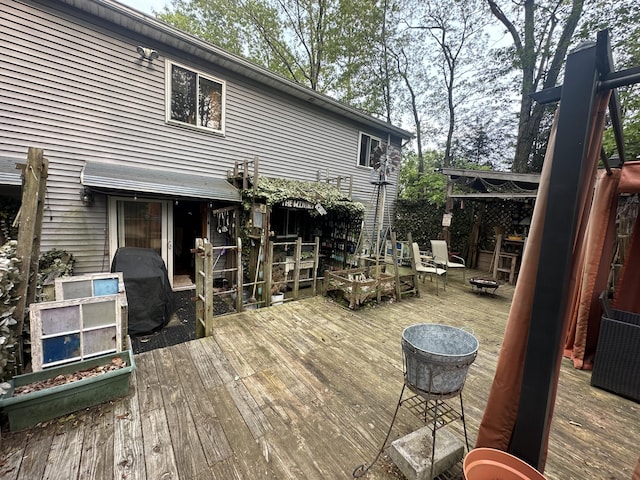 152 Fairview Ave, Mount Pocono, PA 18344 - deck with area for grilling