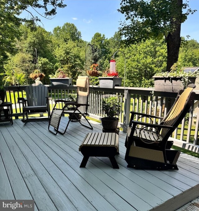 16 Kiloran Wynd Rd, Glenmoore, PA 19343 - view of wooden terrace