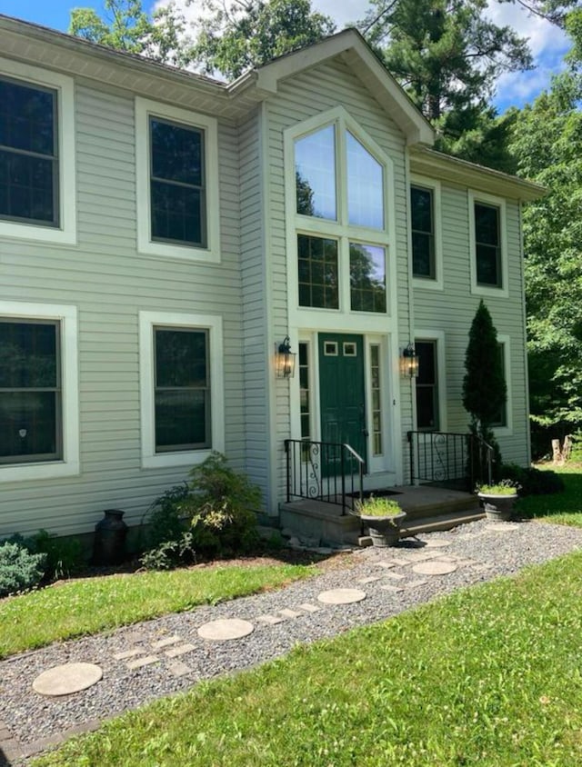 view of colonial inspired home