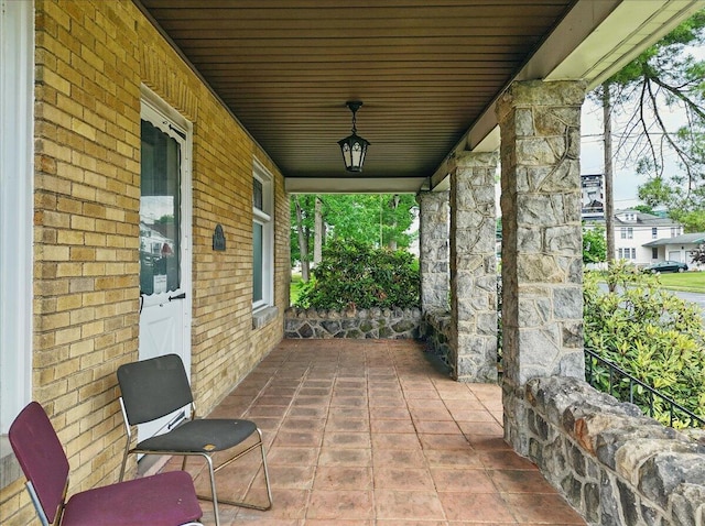 639 Iron St, Lehighton, PA 18235 - view of porch