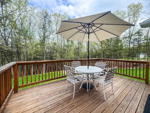131 Chinaberry Way, Kunkletown, PA 18058 - wooden deck with outdoor dining space
