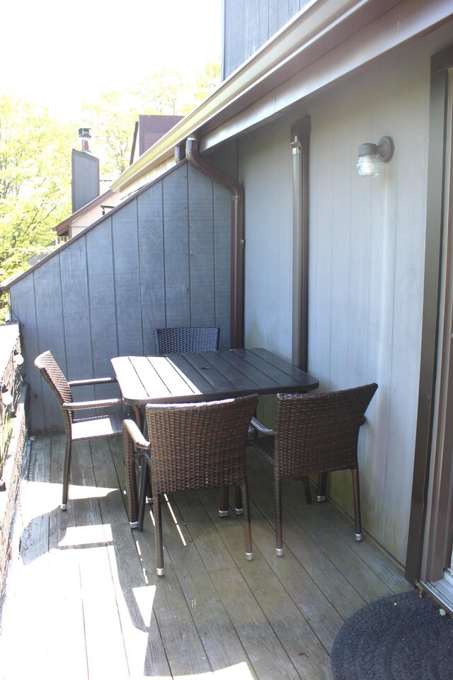 248 High Pass Way, Tannersville, PA 18372 - wooden deck with outdoor dining space