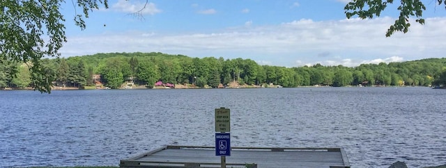 3526 Burnwood Pt, Lake Ariel, PA 18436