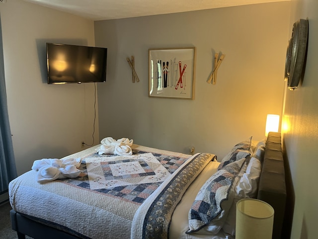 1076 Knollwood Dr, Tobyhanna, PA 18466 - view of bedroom