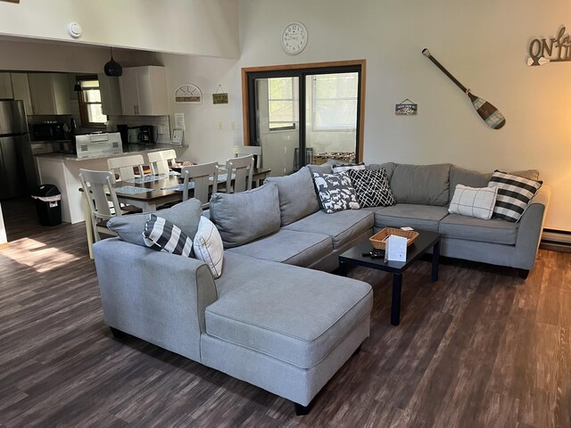 1076 Knollwood Dr, Tobyhanna, PA 18466 - living area featuring dark wood finished floors