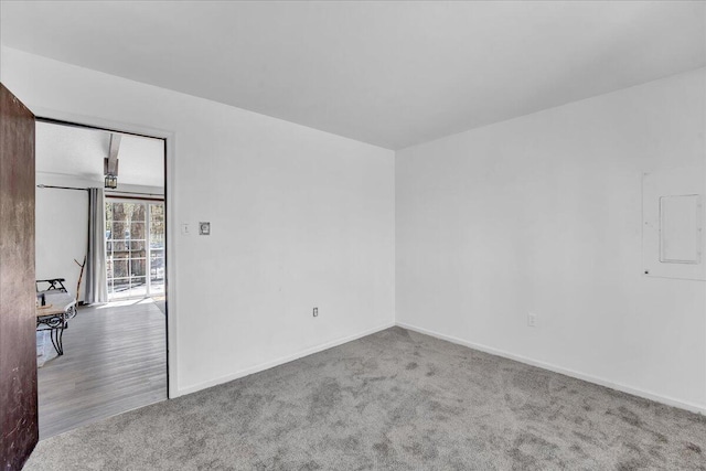 41 Pinoak Dr, Jim Thorpe, PA 18229 - unfurnished room featuring carpet floors and baseboards