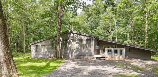 Listing photo 2 for 423 Wagner Way, Pocono Lake PA 18347