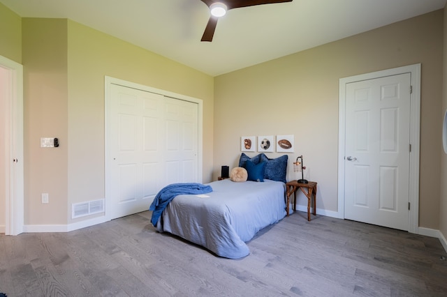 901 Meyer Rd, Nazareth, PA 18064 - bedroom featuring a closet, baseboards, ceiling fan, visible vents, and wood finished floors