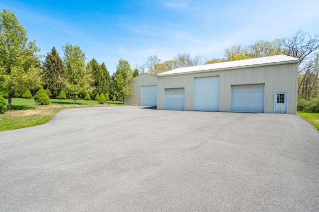 901 Meyer Rd, Nazareth, PA 18064 - view of detached garage