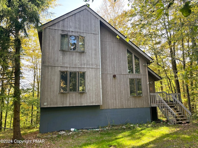 103 Mountainside Dr, Gouldsboro PA, 18424, 3 bedrooms, 2 baths house for sale