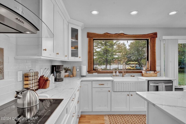 368 Stillwater Dr, Pocono Summit, PA 18346