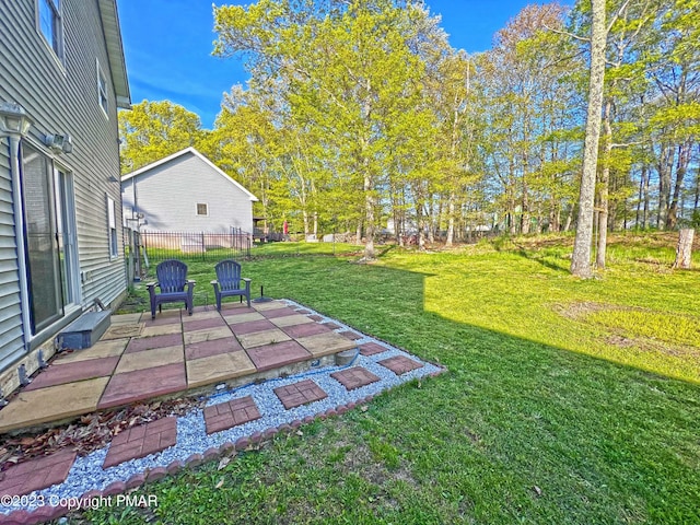158 Davis Cir, Bushkill, PA 18324 - view of yard with a patio area and view of wooded area