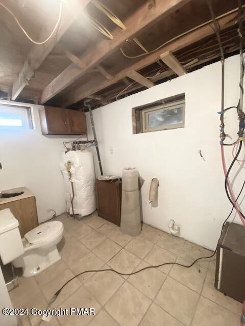2086 Glenwood Ln, Lake Ariel, PA 18436 - below grade area with gas water heater