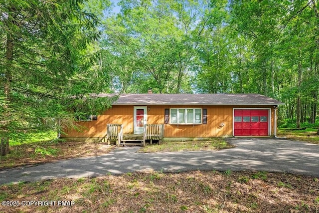 5117 Hickory Ln, East Stroudsburg, PA 18302 - photo 1