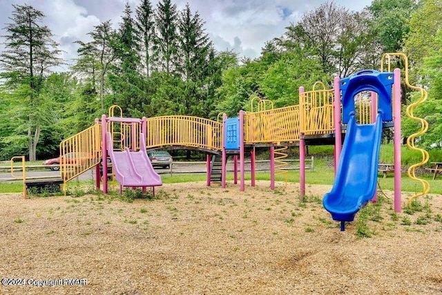 8345 Shannon Dr, Tobyhanna, PA 18466 - photo 24