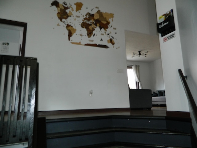 7086 Boulder Ct, Tobyhanna, PA 18466 - view of stairway