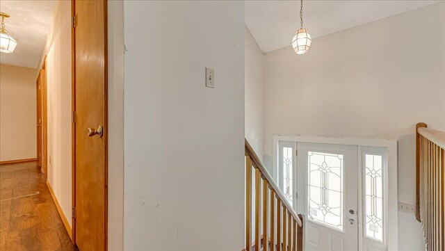 838 Cayuga Way, Stroudsburg, PA 18360 - entrance foyer featuring lofted ceiling