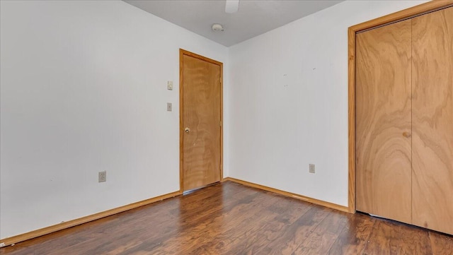 838 Cayuga Way, Stroudsburg, PA 18360 - empty room featuring wood finished floors, a smoke detector, and ceiling fan