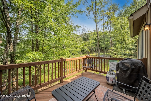 480 Spruce Dr, Tannersville, PA 18372 - view of wooden terrace