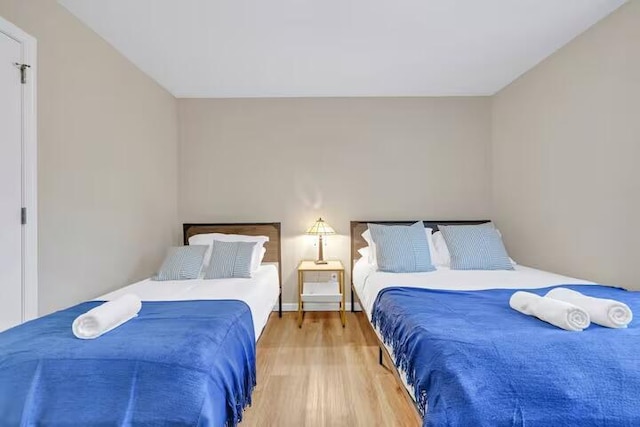 7075 Boulder Ct, Tobyhanna, PA 18466 - bedroom featuring wood finished floors