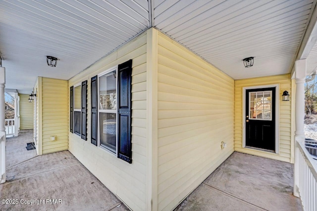 property entrance with a porch