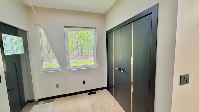 2154 Valleyview Dr, Bushkill, PA 18324 - entryway with wood finished floors and baseboards