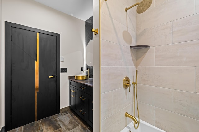 2154 Valleyview Dr, Bushkill, PA 18324 - full bath with tub / shower combination and vanity
