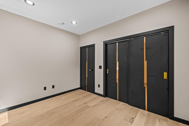 2154 Valleyview Dr, Bushkill, PA 18324 - unfurnished bedroom featuring baseboards