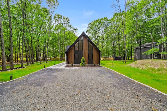 2154 Valleyview Dr, Bushkill, PA 18324 - view of garage