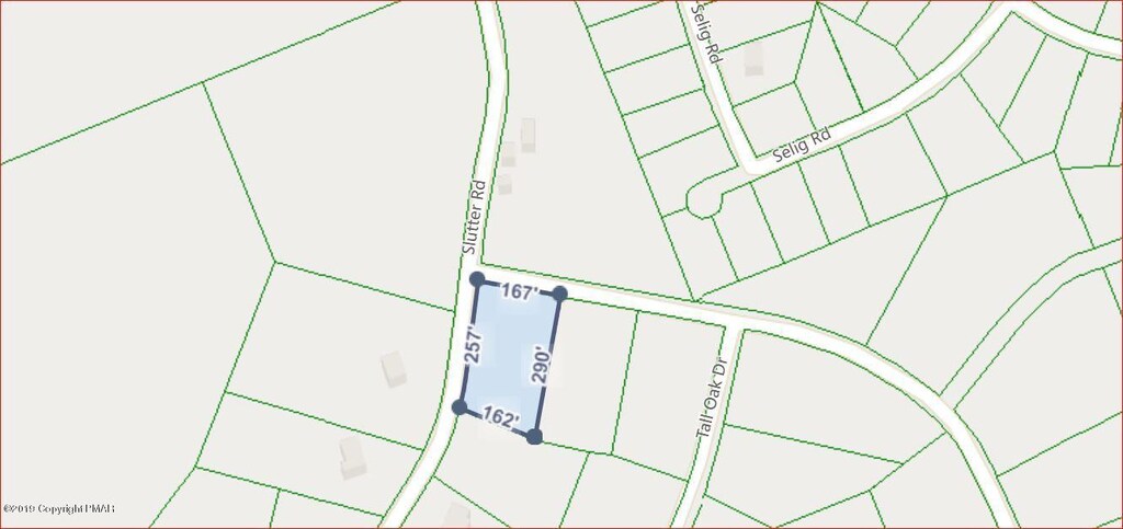 3 Tall Oak Ln, Pocono Lake, PA 18347