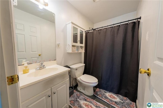 7112 Howell Ter, Stroudsburg, PA 18360 - bathroom with vanity, toilet, and curtained shower