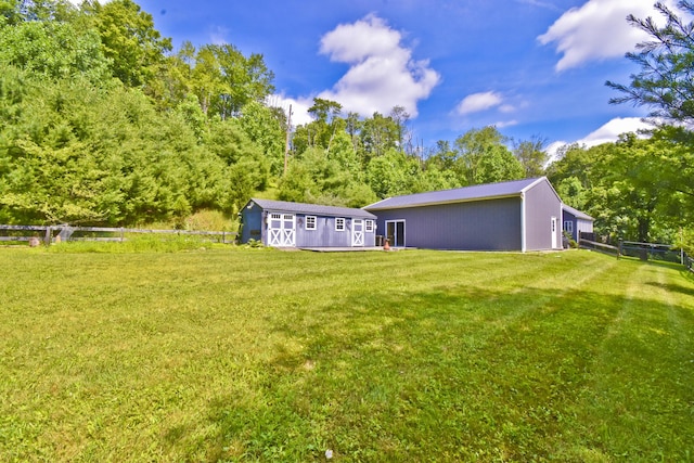 2115 Upper Smith Gap Rd, Saylorsburg, PA 18353 - view of yard with an outdoor structure