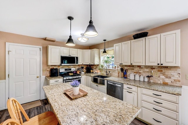 128 Embill Dr, Blakeslee, PA 18610 - photo 9