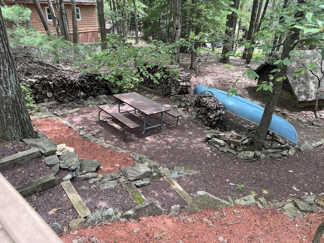 40 Crest Dr, Lake Harmony, PA 18624 - view of yard