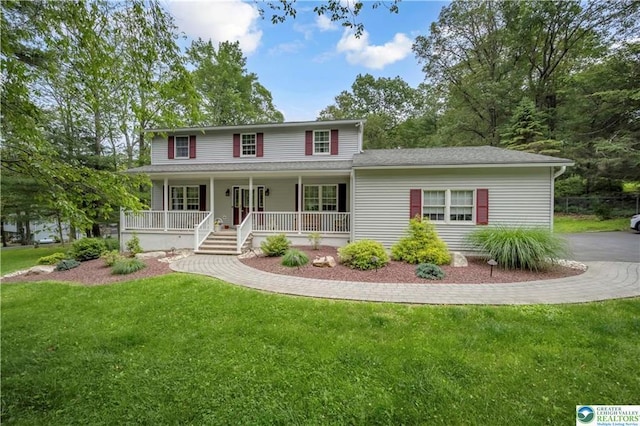 536 Mcilhaney Rd, Stroudsburg, PA 18360 - view of front of home featuring a porch and a front lawn