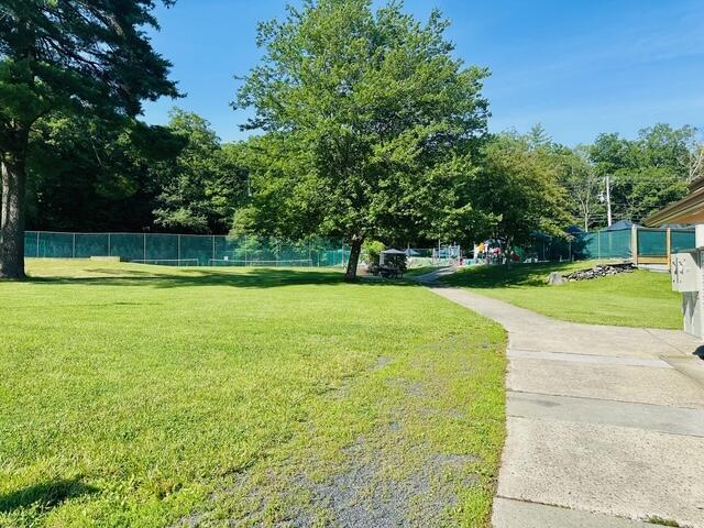 2383 Eagle Path, Bushkill, PA 18324 - view of yard