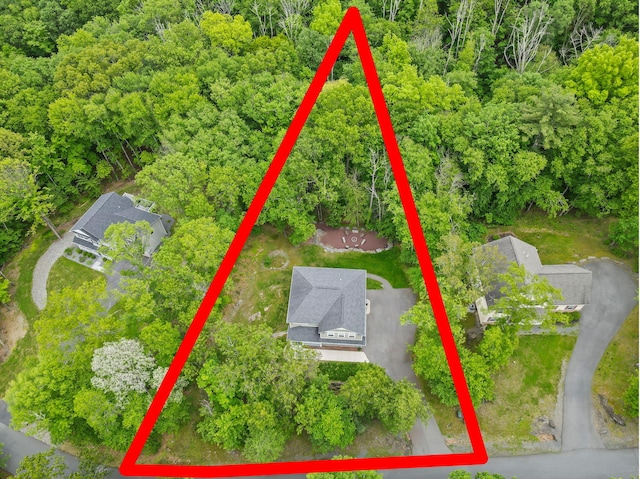 1127 Fillmore St, East Stroudsburg, PA 18301 - view of property location with property parcel outlined and a heavily wooded area
