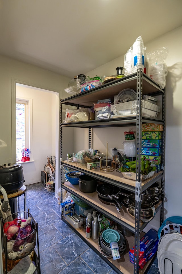 1555 Longleaf Dr, Effort, PA 18330 - view of storage room