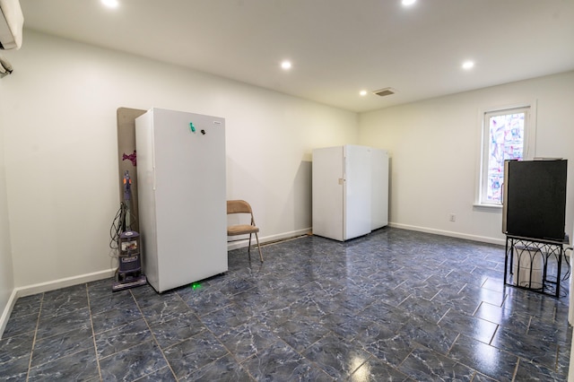 1555 Longleaf Dr, Effort, PA 18330 - interior space featuring recessed lighting