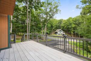 3109 Snowden Dr, Bushkill, PA 18324 - view of deck