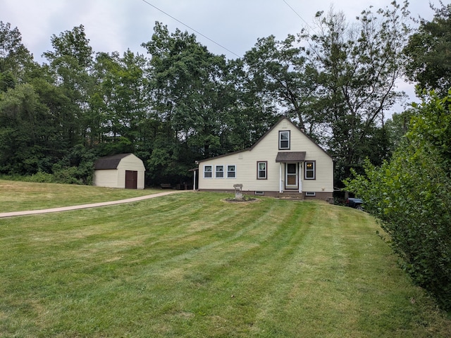 124 Sterling Valley Rd, Kunkletown, PA 18058 - view of front of home with a storage shed and a front yard