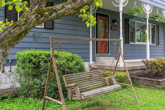596 Chestnut St, East Stroudsburg, PA 18301 - view of doorway to property