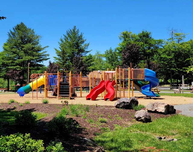 6522 Runnymead Ln, Tobyhanna, PA 18466 - photo 23