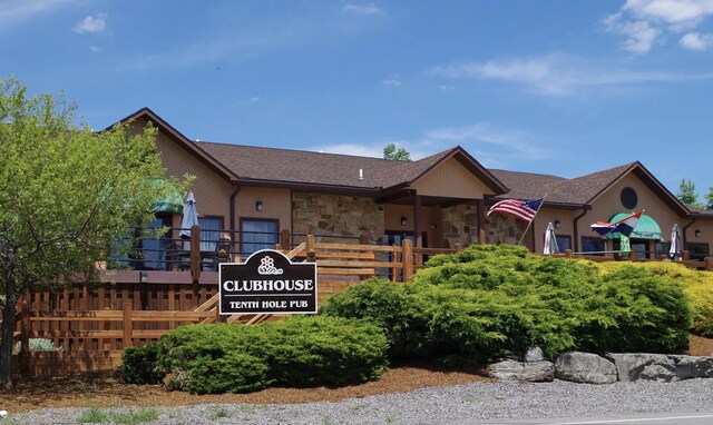 4065 Eagle Ct, Lake Ariel, PA 18436