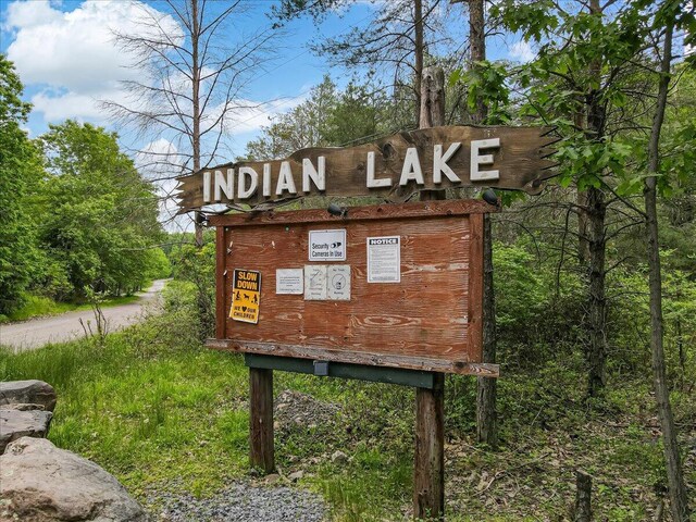 300 Indian Lake Trl, White Haven, PA 18661 - view of community sign