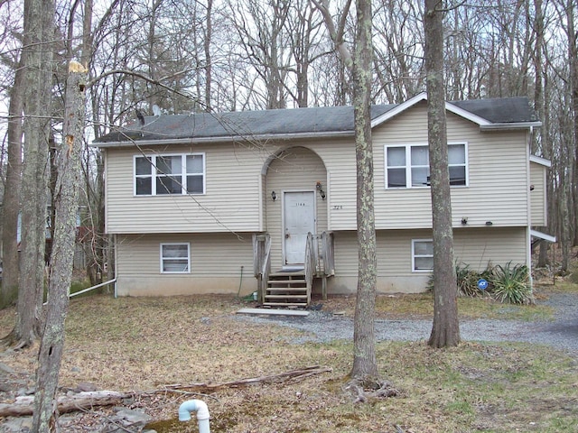 1166 Hunters Woods Dr, East Stroudsburg, PA 18301 - view of bi-level home