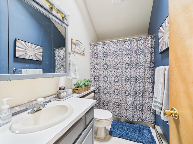 5541 Fox Rd, Pocono Pines, PA 18350 - bathroom featuring vanity, toilet, a shower with shower curtain, and lofted ceiling