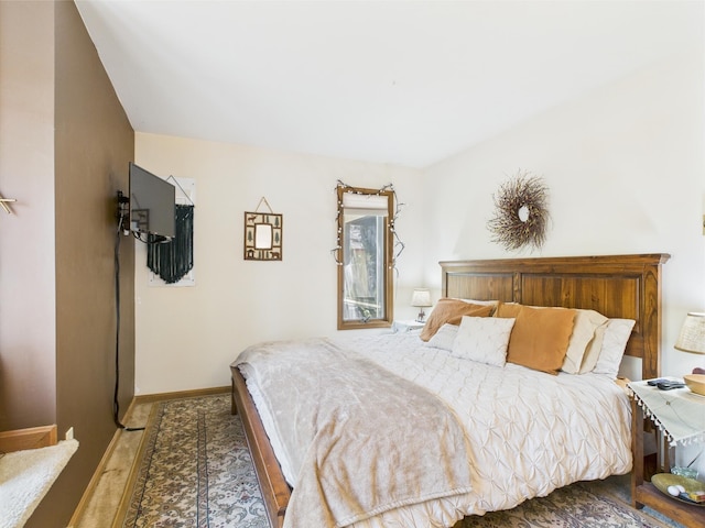 5541 Fox Rd, Pocono Pines, PA 18350 - bedroom featuring baseboards